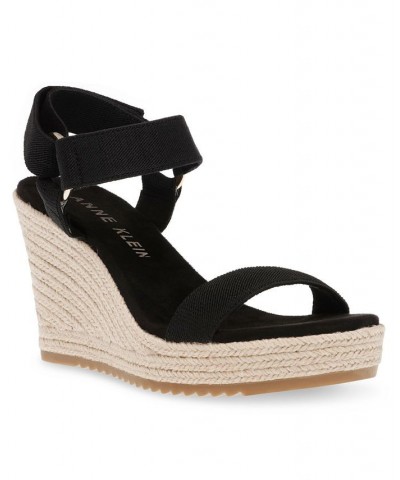 Women's Wit Wedge Sandal Black $45.54 Shoes