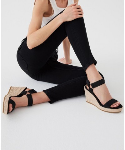 Women's Wit Wedge Sandal Black $45.54 Shoes